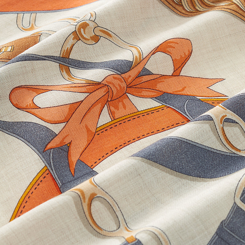 トライアングル ジェアン 《朝の散歩》 | Hermès - エルメス-公式サイト